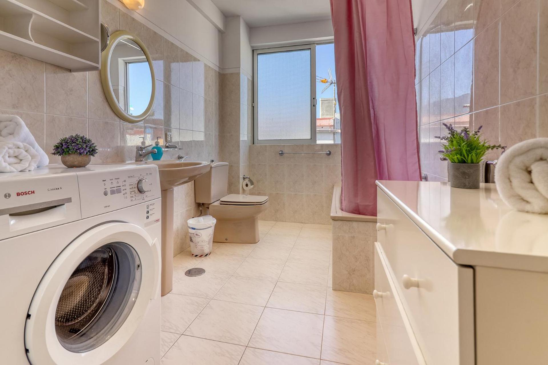 Spacious Penthouse With King-Size Bed, Huge Terrace, Ocean & Teide View Puerto de la Cruz  Exterior photo